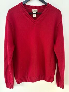 L.L. Bean Men’s Medium Red V-Neck Sweater 100% Cotton Knit 21x27